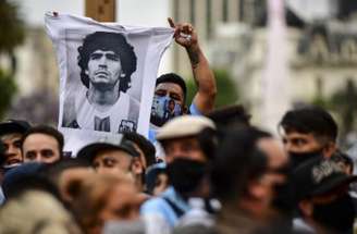 Polícia investiga morte de Maradona - RONALDO SCHEMIDT / AFP