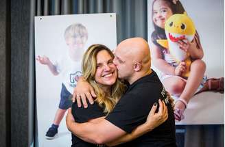 Fotógrafa Sandra Reis, fundadora da "Galera do Click", com o filho Felippe Reis