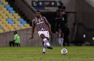 Fluminense quer a permanência do zagueiro Marlon –