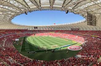 Gramado do Beira-Rio, casa do Internacional, já em fase de recuperação –