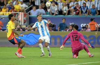 Di Maria teve atuação de gala na final da Copa América. Em seu último jogo com a Argentina, ajuda a seleção a vencer a Colômbia, sai como campeão e MVP da decisão