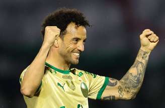 Felipe Anderson comemora seu gol pelo Palmeiras –