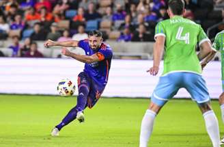 Logan Riely/Getty Images - Legenda: Héctor Herrera em atuação pelo Houston Dynamo pela MLS