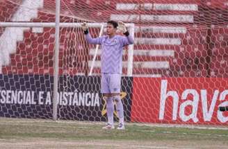 - Fotos: Leonardo Brasil/Fluminense - Legenda: Kevyn Vinícius foi um dos destaques na vitória do Fluminense sobre o Água Santa (SP)