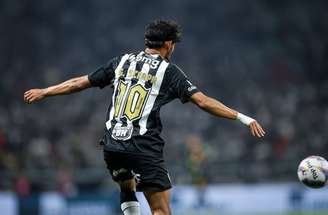 Scarpa em rede social /