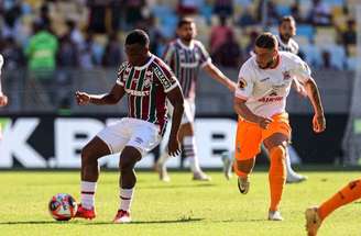 LUCAS MERÇON / FLUMINENSE F.C. - Legenda: Jhon Árias, pelo Fluminense
