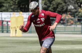 Alan Franco tem trauma no braço esquerdo –