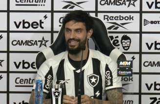 Reprodução / YouTube Botafogo - Legenda: Mastriani chega para disputar posição com Igor Jesus e Rwan Cruz