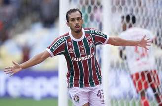 MARCELO GONÇALVES / FLUMINENSE F.C. - Legenda: Lima comemora o gol marcado na vitória sobre o Bragantino