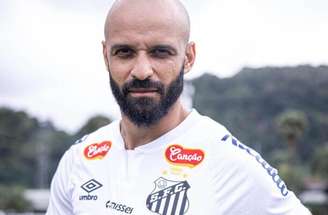 Divulgação/Santos - Legenda: Thacino fez um dos gols do empate do Santos