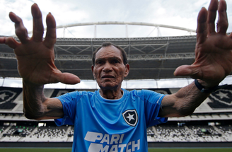 Morre ex-goleiro Manga, ídolo eterno do Botafogo