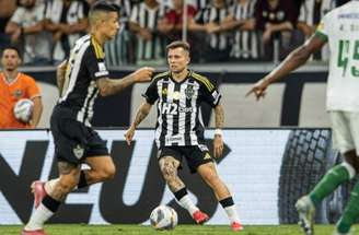 Pedro Souza / Atlético - Legenda: Bernard pelo Atlético Mineiro