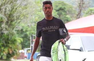 Título da matéria do Olé, da Argentina, sobre o caso de Bruno Henrique –