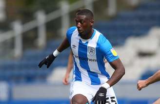 Alex Livesey/Getty Images - Legenda: Sanogo tem 32 anos e tem passagens por diversos clubes da Europa