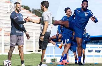 - Fotos: Luis Miguel Ferreira/Ferroviária SAF e Guilherme Griebeler/Avai FC - Legenda: Ferroviária e Avaí se enfrentam nesta quinta-feira (15), na Fonte Luminosa