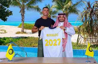 Divulgação - Legenda: Cristiano Ronaldo renovou contrato até 2027 com os sauditas do Al-Nassr