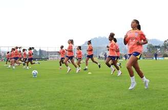 Jogadoras da Seleção Brasileira Feminina durante atividade de preparação para a Copa América –