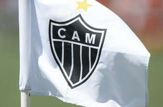 Hora de pagar as contas antes de viajar para o Nordeste, Atlético.