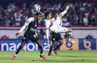 São Paulo vence o Corinthians por 2 a 0, mas lamenta lesão de Oscar –