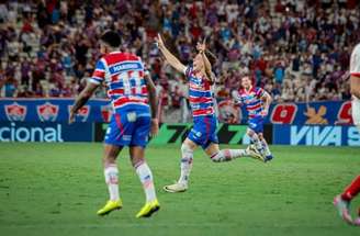 Fortaleza teve dominância na maior parte do primeiro tempo, mas sofreu queda antes do intervalo –