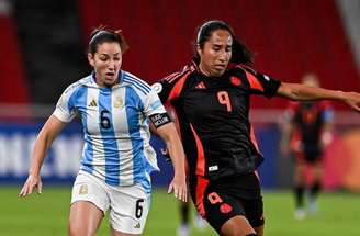 Argentina e Colômbia fazem duelo equilibrado e decidido nos pênaltis-