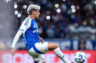 Fagner reclama de entrada dura de Pottker nos acréscimos do empate com o CRB –