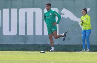 Fuchs também vive expectativa de retorno no clássico contra o Corinthians –