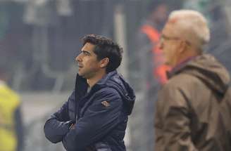 O técnico Abel Ferreira, do Palmeiras, em jogo contra o Corinthians durante partida válida pelas oitavas de final, da Copa do Brasil, na arena Allianz Parque.