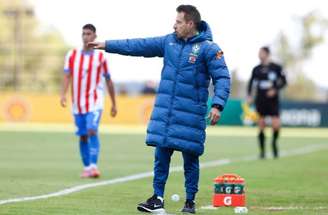 Ramon Menezes comandou a Seleção Sub-20 na vitória por 2 a 0 sobre o Paraguai -