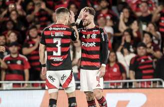 Leo Ortiz  e Leo Pereira e a celebração  handshake.