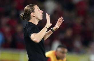 Flamengo vence o Internacional com gol de Bruno Henrique –