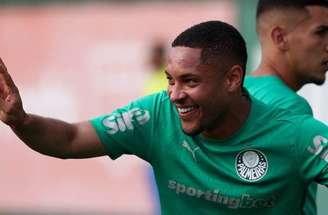 Vitor Roque vive melhor fase no Palmeiras –
