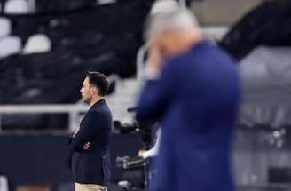 Ainda eu seu início de trajetória no Botafogo, Davide soma três vitórias consecutivas –