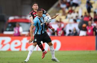 Arrascaeta comemora gol pelo Flamengo –