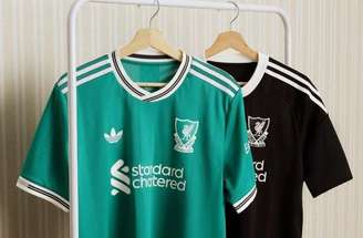 Novo terceiro uniforme do Liverpool para a temporada 2025/26 –