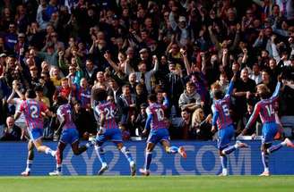 Tom Dulat/Getty Images - Legenda: Crystal Palace acaba com temporada de invencibilidade do Liverpool na Premier League