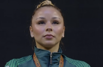 Flávia Saraiva conquistou a medalha de ouro na trave