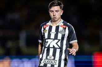Barreal recupera espaço e vira peça importante no Santos –