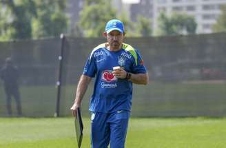 Nelson Terme/CBF - Legenda: Ramon Menezes não resistiu à péssima campanha da Seleção Sub-20 no Mundial