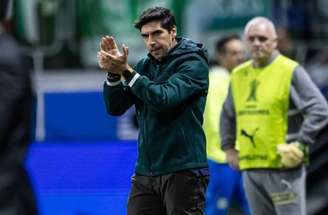 Linha de relógios do técnico do Palmeiras –