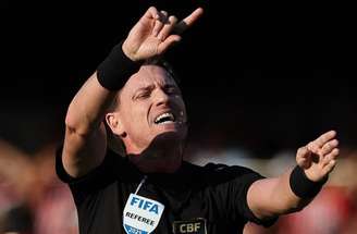 - César Greco/Palmeiras - Legenda: Árbitro Ramon Abel Abatti foi afastado pela CBF após atuação polêmica em São Paulo x Palmeiras