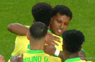 Estêvão marca dois no 5 a 0 o Brasil diante da Coreia do Sul.