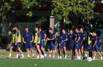 Donnarumma durante atividade de preparação da seleção italiana –