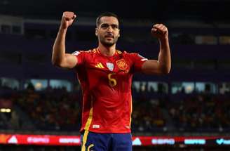 Momento do primeiro gol marcado por Mikel Merino na goleada da Espanha sobre a Bulgária –