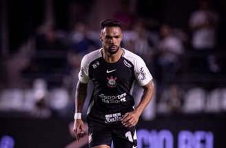 Raniele reclamou da falta de concentração do Corinthians no clássico contra o Santos –