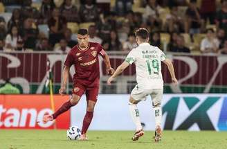 Thiago Silva comemora gol salvador pelo Fluminense –