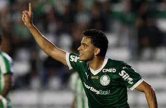 Bruno Rodrigues comemora seu gol que abriu o caminho da vitória –