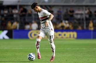 Ferreira tem grande atuação contra o Flamengo –