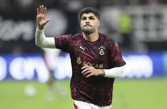 Eren Elmali utilizou as redes sociais para se defender de escândalo que abalou o futebol na Turquia –