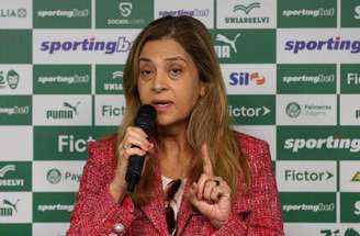 Presidente Leila Pereira, do Palmeiras em entrevista coletiva –